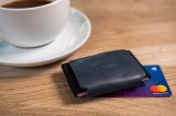 FIXED Tiny Wallet kožená peněženka z pravé hovězí kůže, modrá