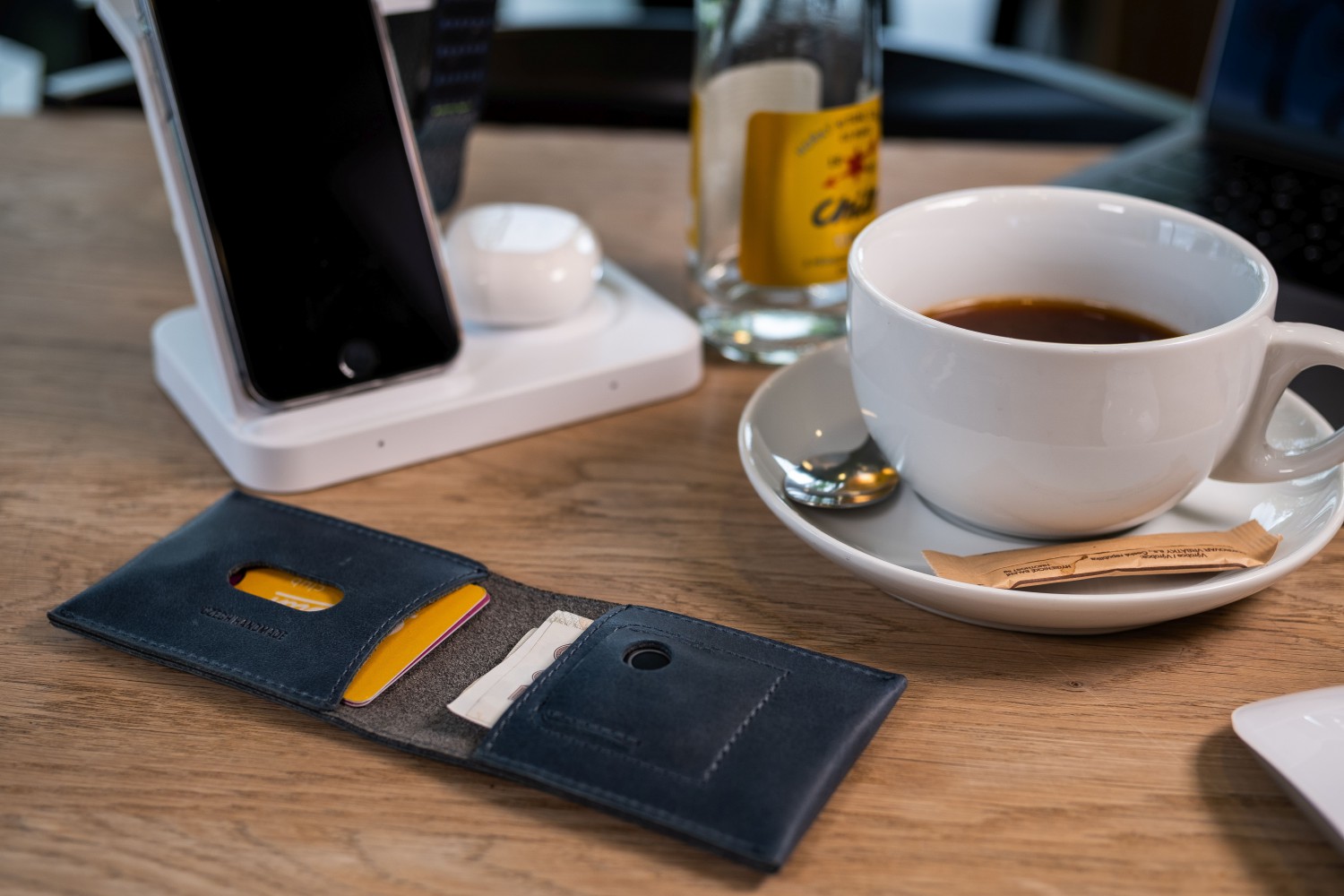 Kožená peňaženka FIXED Smile Wallet sa smart trackerom FIXED Smile PRO, modrá