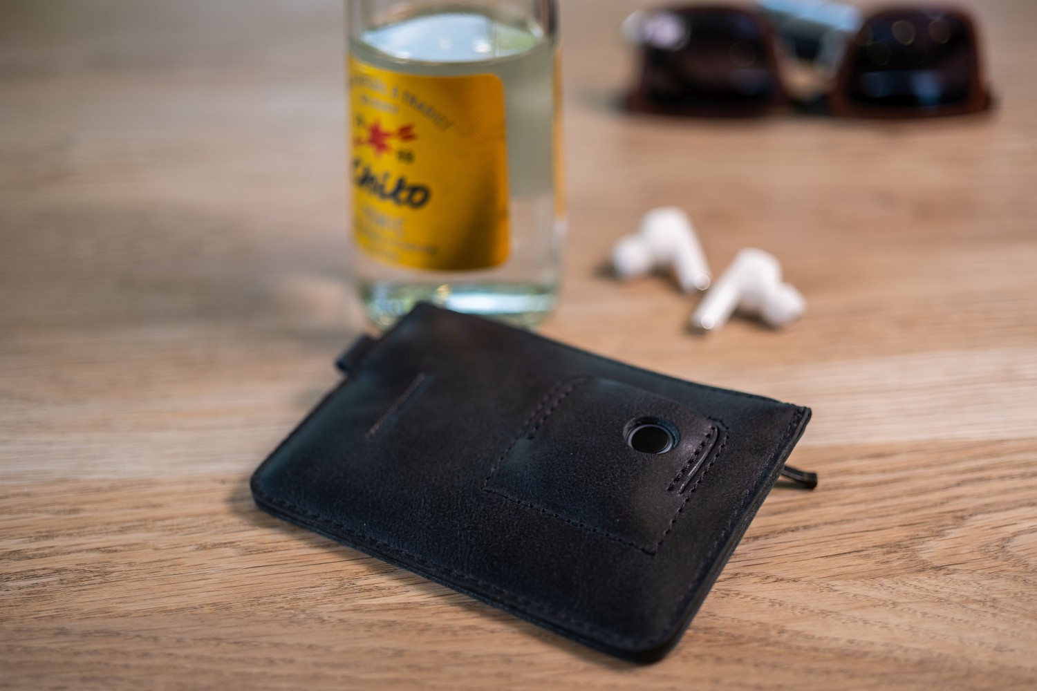 Kožená peněženka FIXED Smile Coins se smart trackerem FIXED Smile PRO, černá