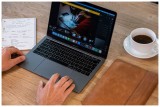 Kožené pouzdro FIXED Oxford pro Apple MacBook Air 15,3" (2023) M2, hnědé