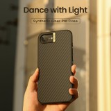 Nillkin Synthetic Fiber PRO Magnetic Zadní Kryt pro Apple iPhone 16e Gold