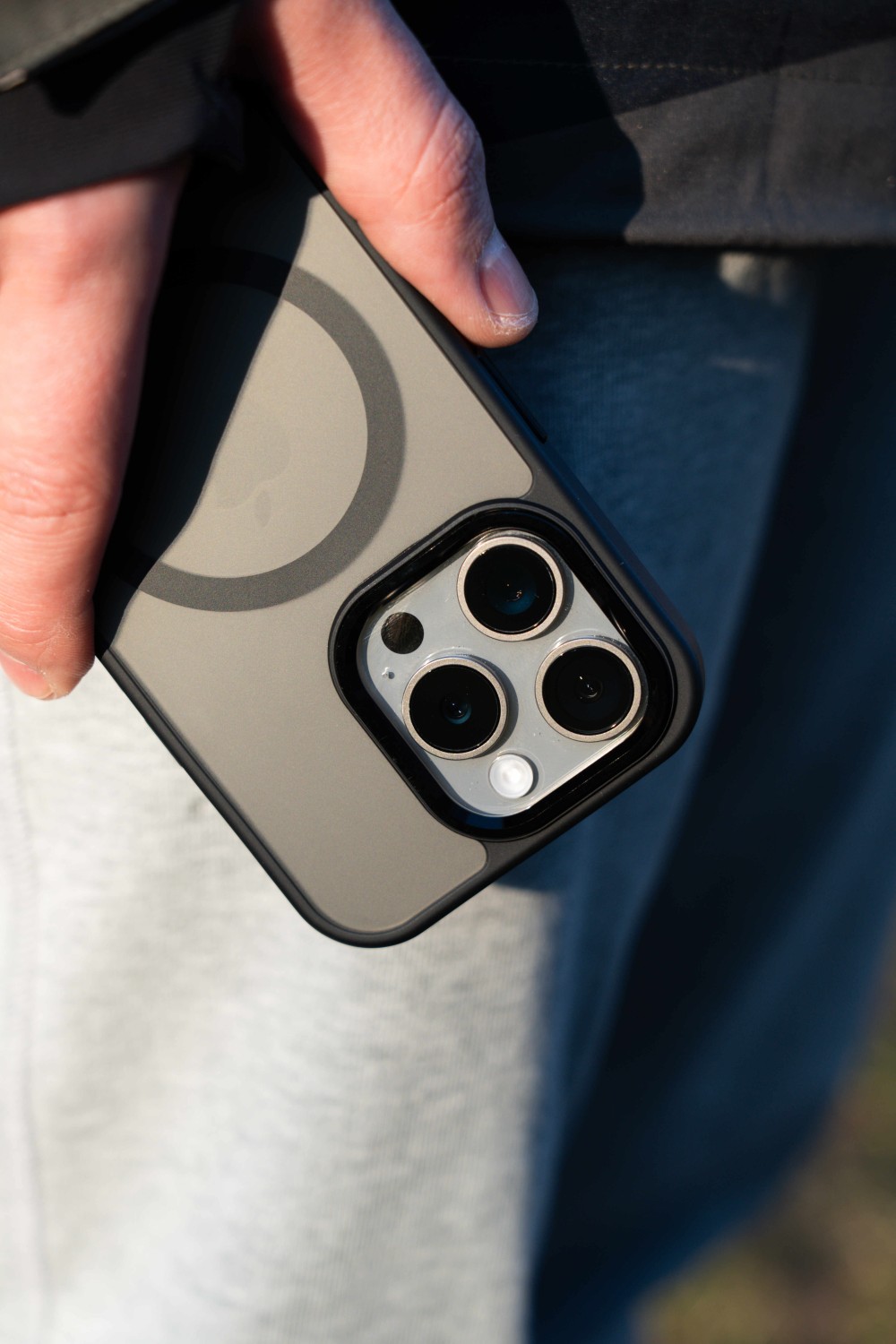 Pouzdro SWISSTEN MagStick FLEX pro Apple iPhone 16 Plus, černá