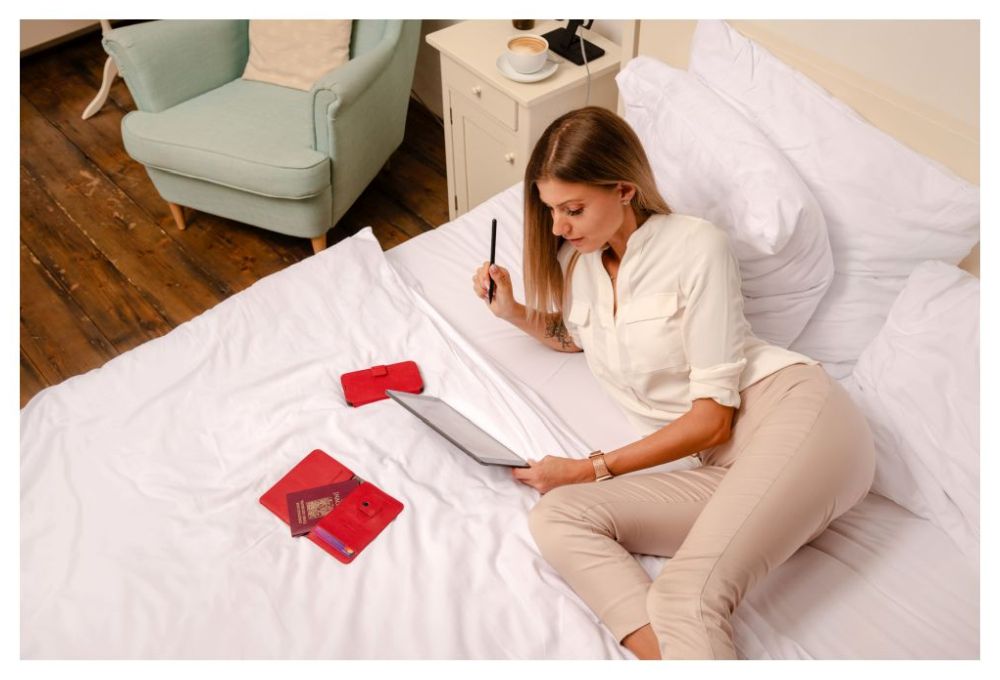 Kožené pouzdro typu kniha FIXED ProFit pro Samsung Galaxy A56 5G, černé