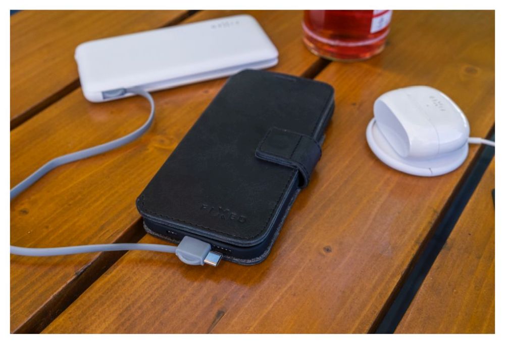 Kožené pouzdro typu kniha FIXED ProFit pro Samsung Galaxy A36 5G, černé