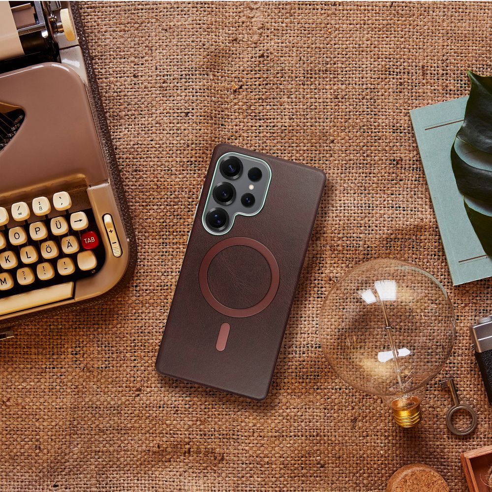 GENTLEMAN MAG COVER Case compatible with MagSafe for SAMSUNG A17 brown
