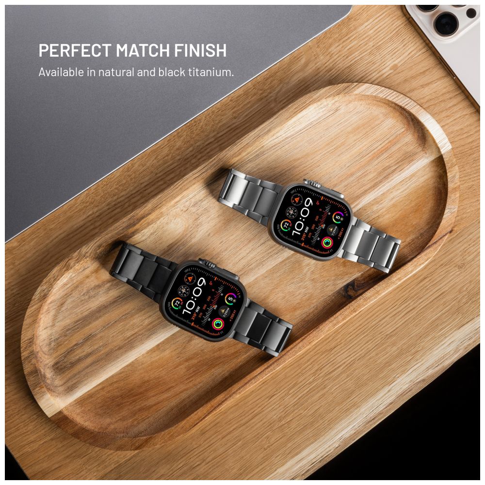 Titanový řemínek FIXED Titanium Strap pro Apple Watch 44/45/46/49mm, černý
