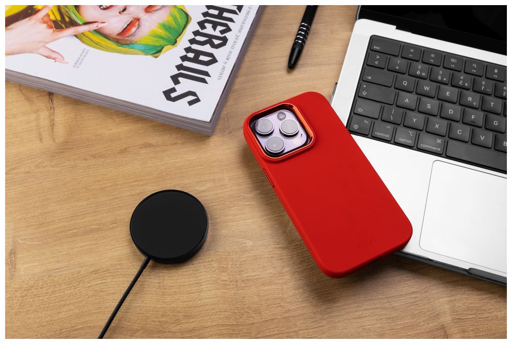 Zadní kryt FIXED MagFlow s podporou MagSafe pro Apple iPhone 17, červený