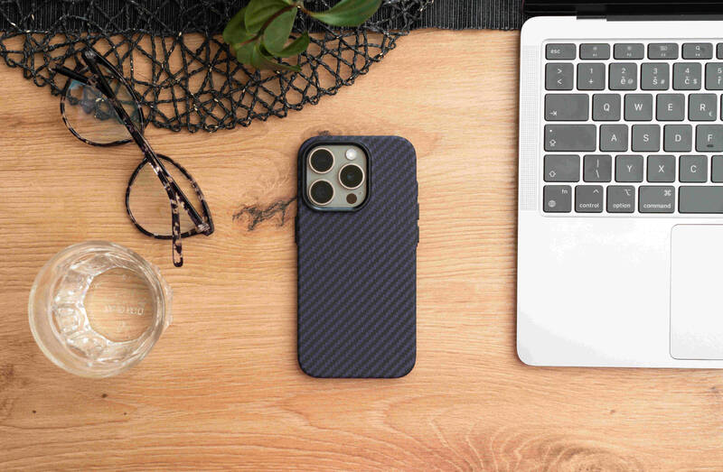 Pouzdro SWISSTEN MagStick SHELL pro Apple iPhone 17, fialová