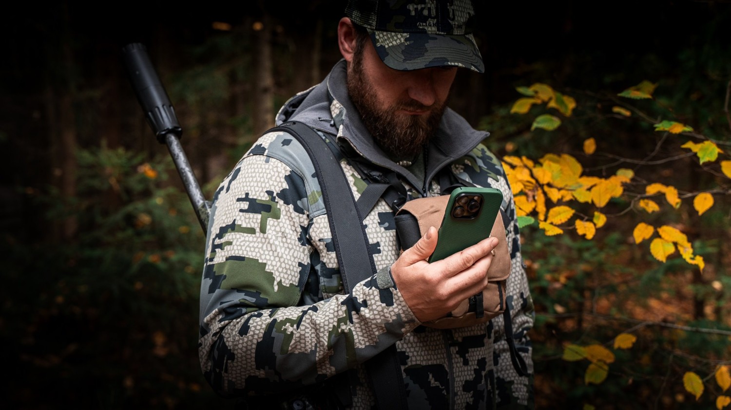 Tactical MagForce Aramid Kryt pro Apple iPhone 16 Green Toad