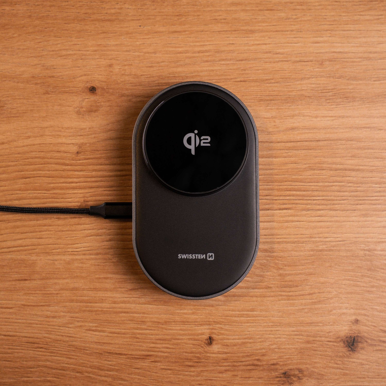 Skládací bezdrátová Qi2 nabíječka Swissten MagBase 3v1 (kompatibilní s MagSafe) černá