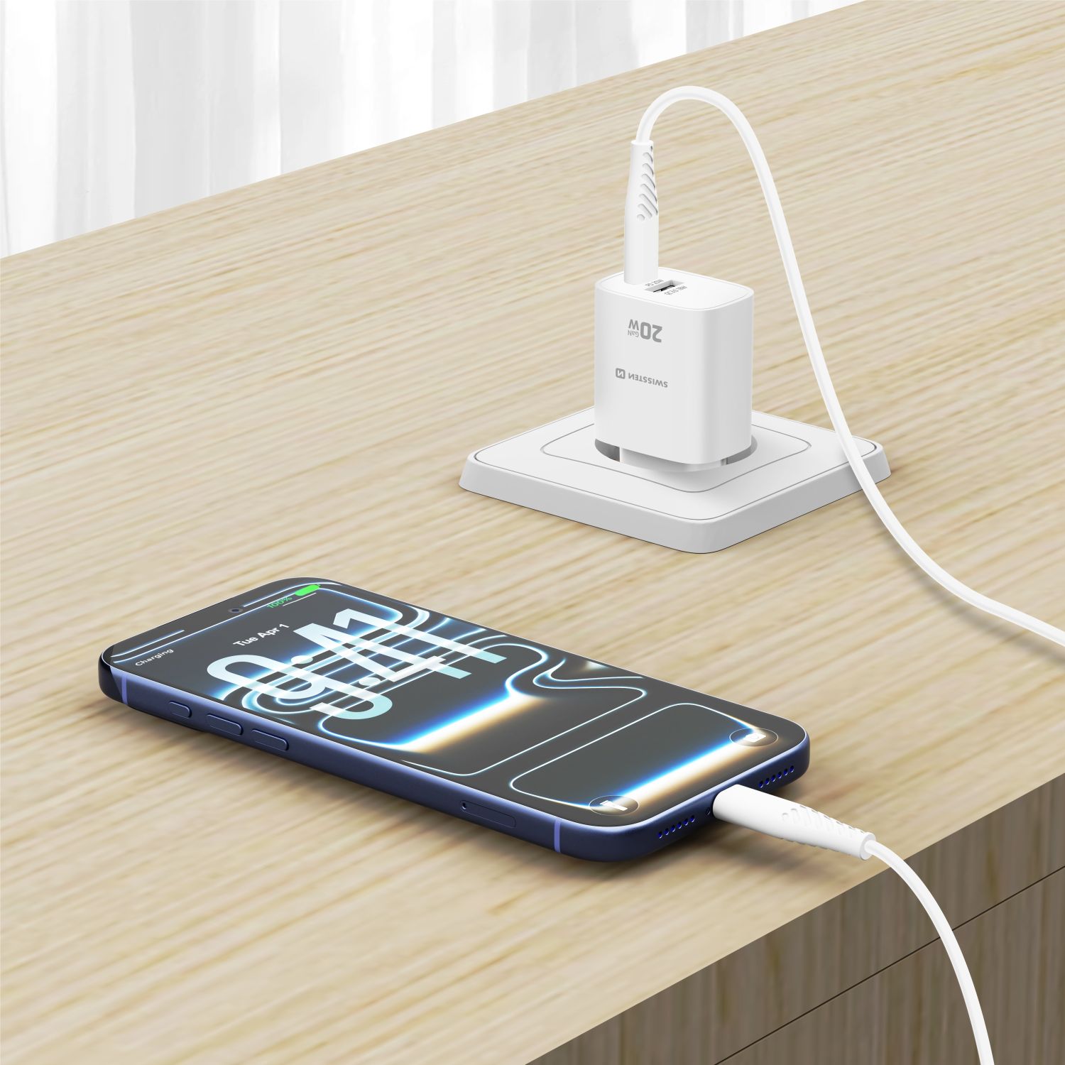 Swissten Síťový Adaptér Edge GaN 1x USB-C PD 20W + 1x USB-A 18W QC bílá