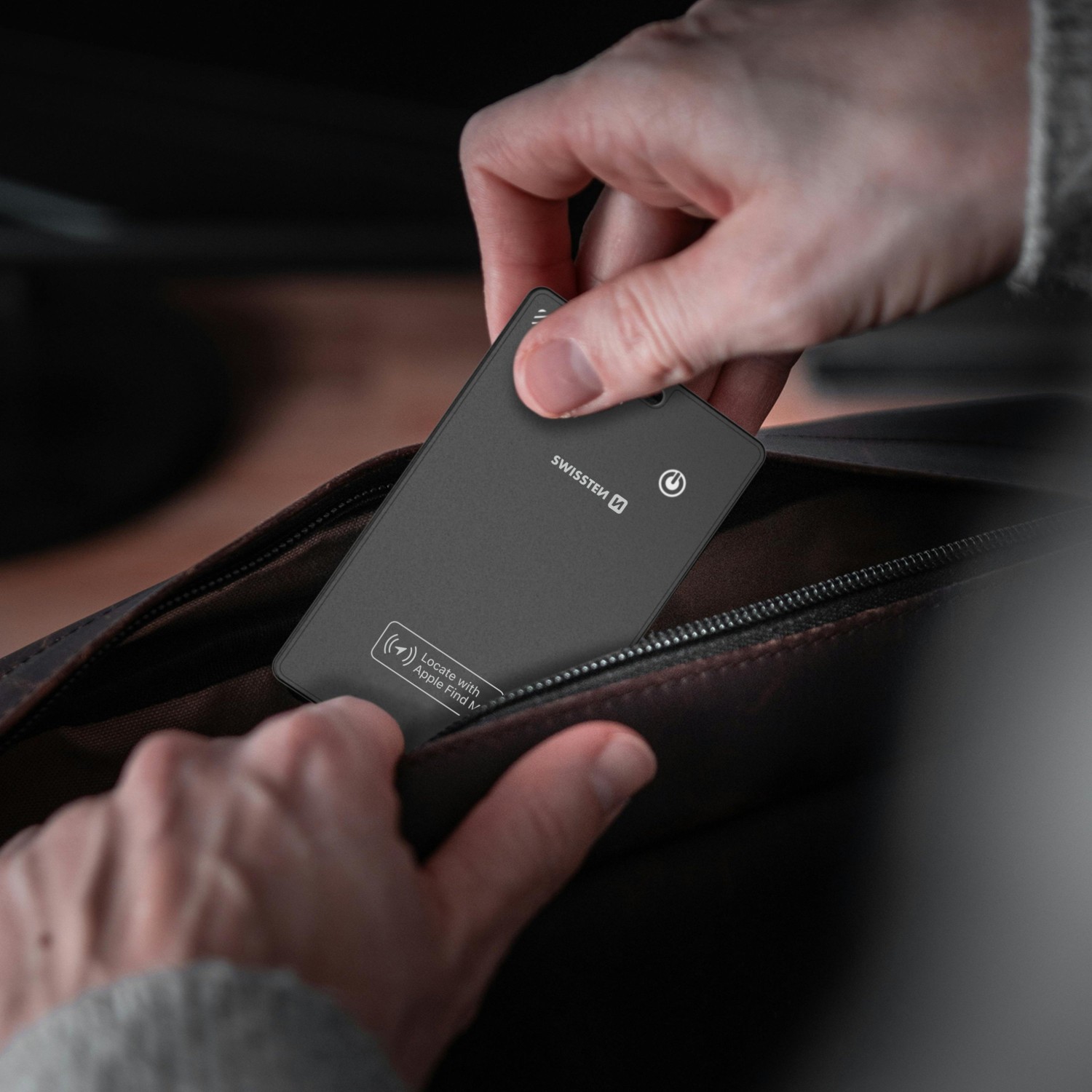 Swissten Find Card chytrý lokátor s funkcí Apple Find My černá