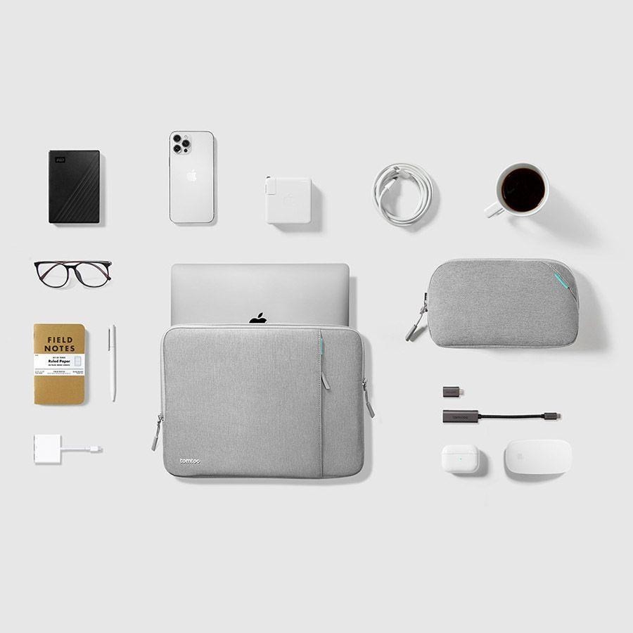 Pouzdra tomtoc Sleeve Kit - 13" MacBook Pro / Air, šedá