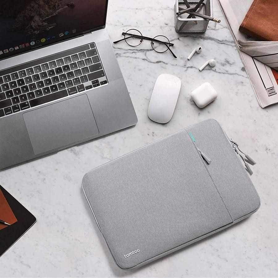 Pouzdro tomtoc Sleeve - 14" MacBook Pro, šedá