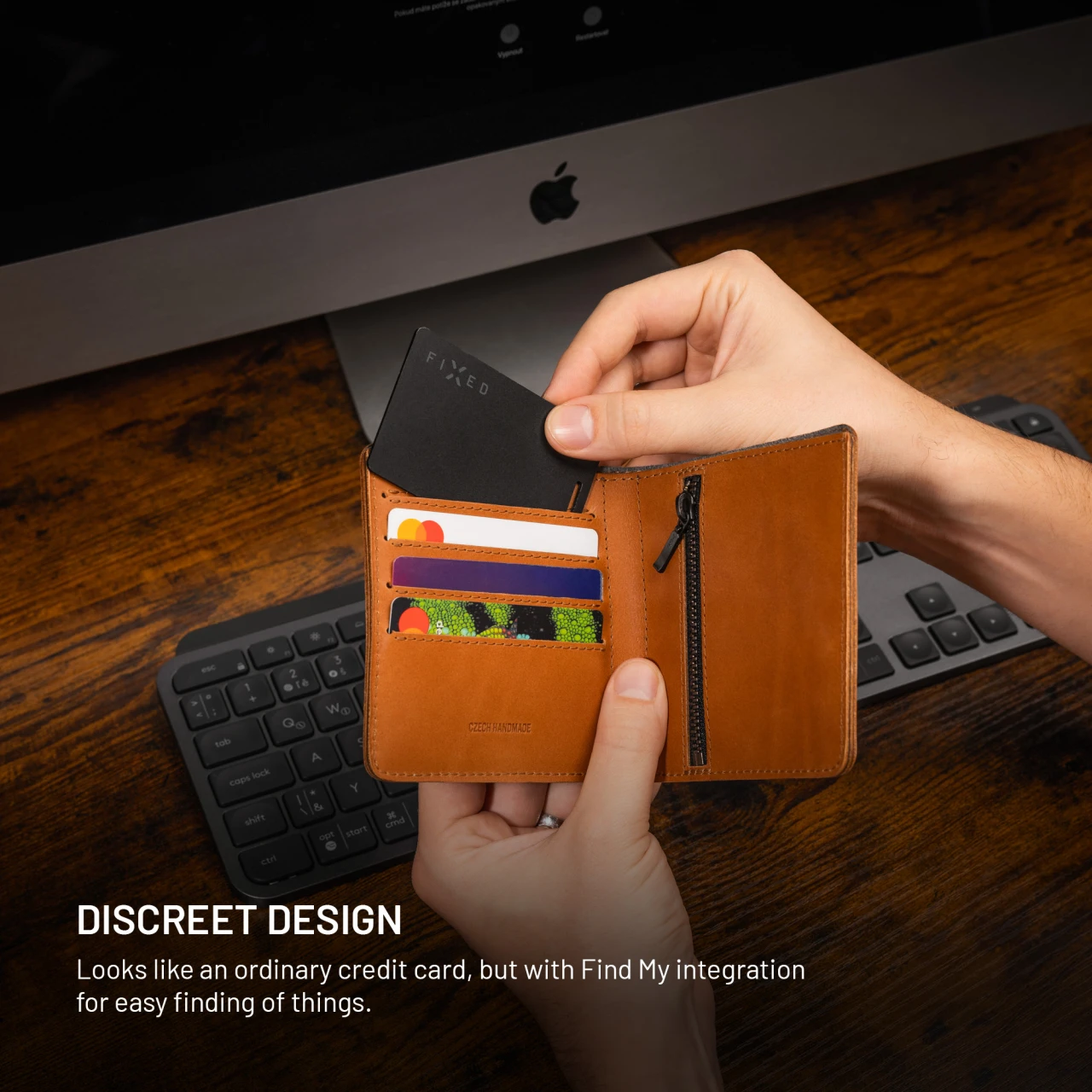 Smart tracker FIXED Tag Card 2 s podporou Find My, bezdrátové nabíjení, černý