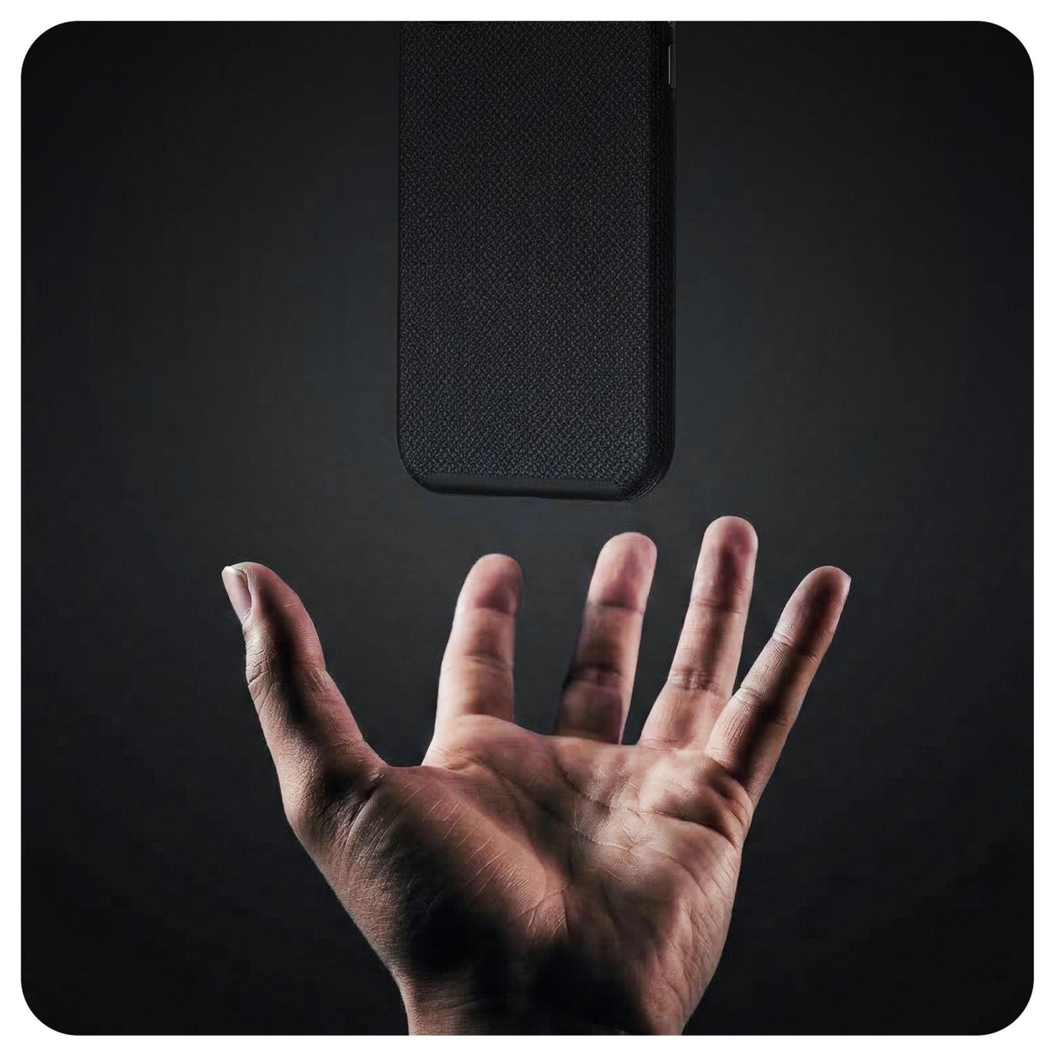 Zadní 3mk ochranný kryt Fortis MagCase pro Apple iPhone 16, černá