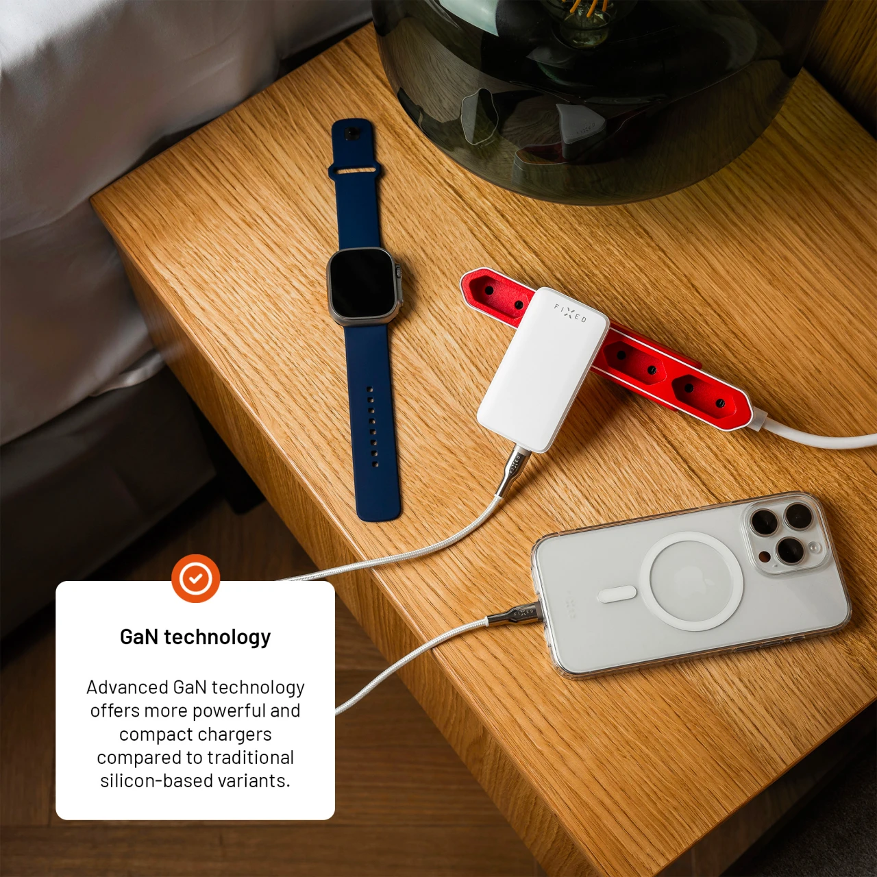 FIXED Slim Traveller s 2x USB-C s vyměnitelnými adaptéry, GaN 45W, bílá