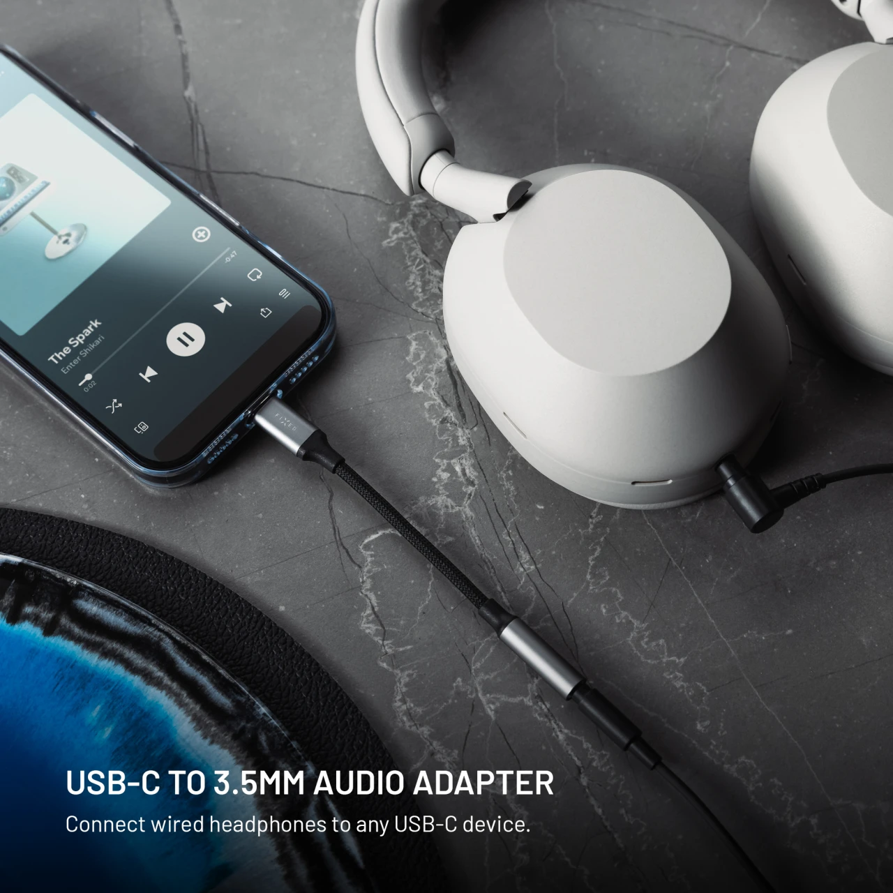 Redukce z hliníku FIXED Link USB-C na 3,5mm jack, space gray