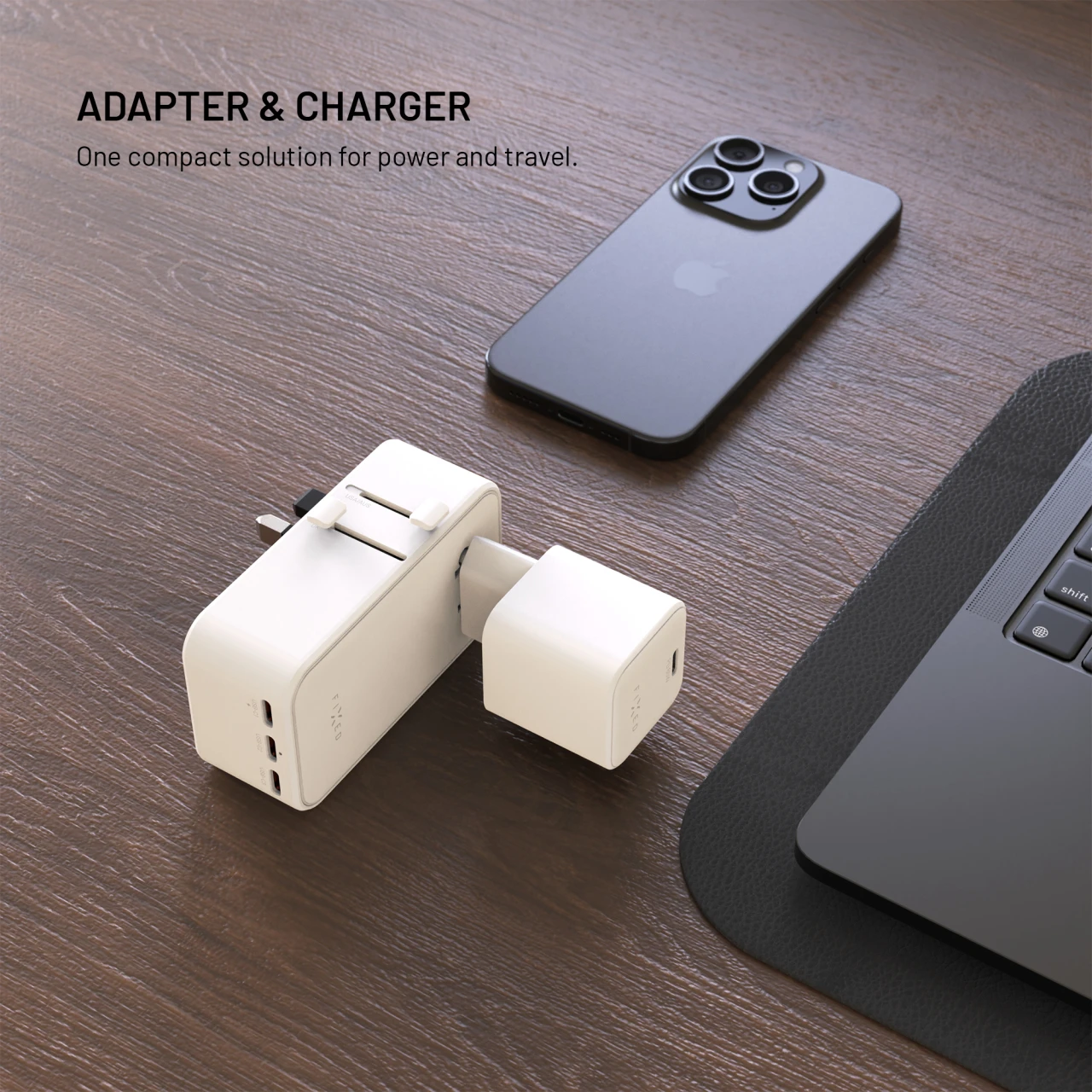 Cestovní adaptér FIXED Voyager Slim 45W pro EU, UK a USA/AUS, s 3xUSB-C a USB výstupem, GaN, PD 45W, bílá
