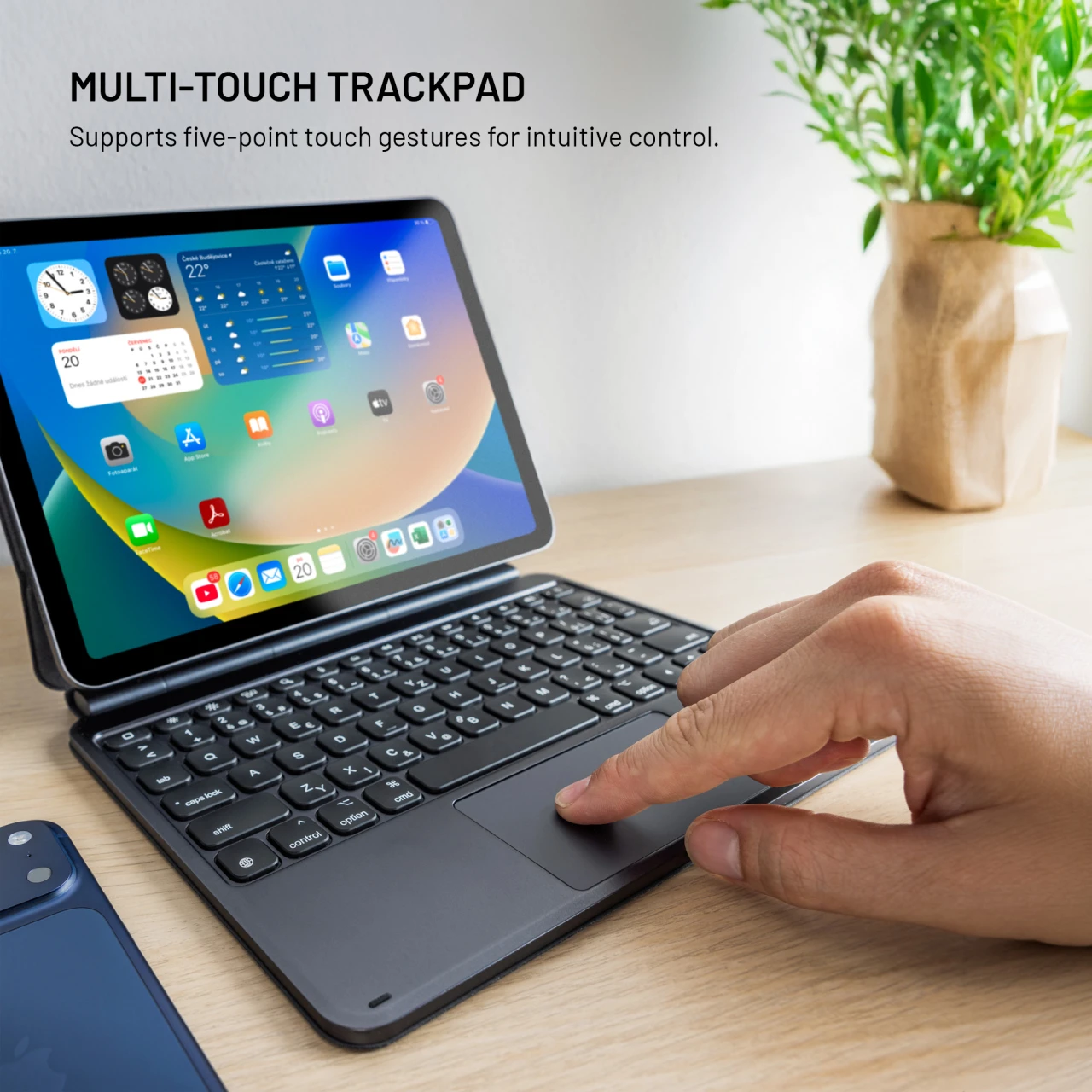 Pouzdro s bezdrátovou klávesnicí FIXED Typee Alu pro Apple iPad Pro 11" (2018-2022)/iPad Air (2020-2026), CZ, černá