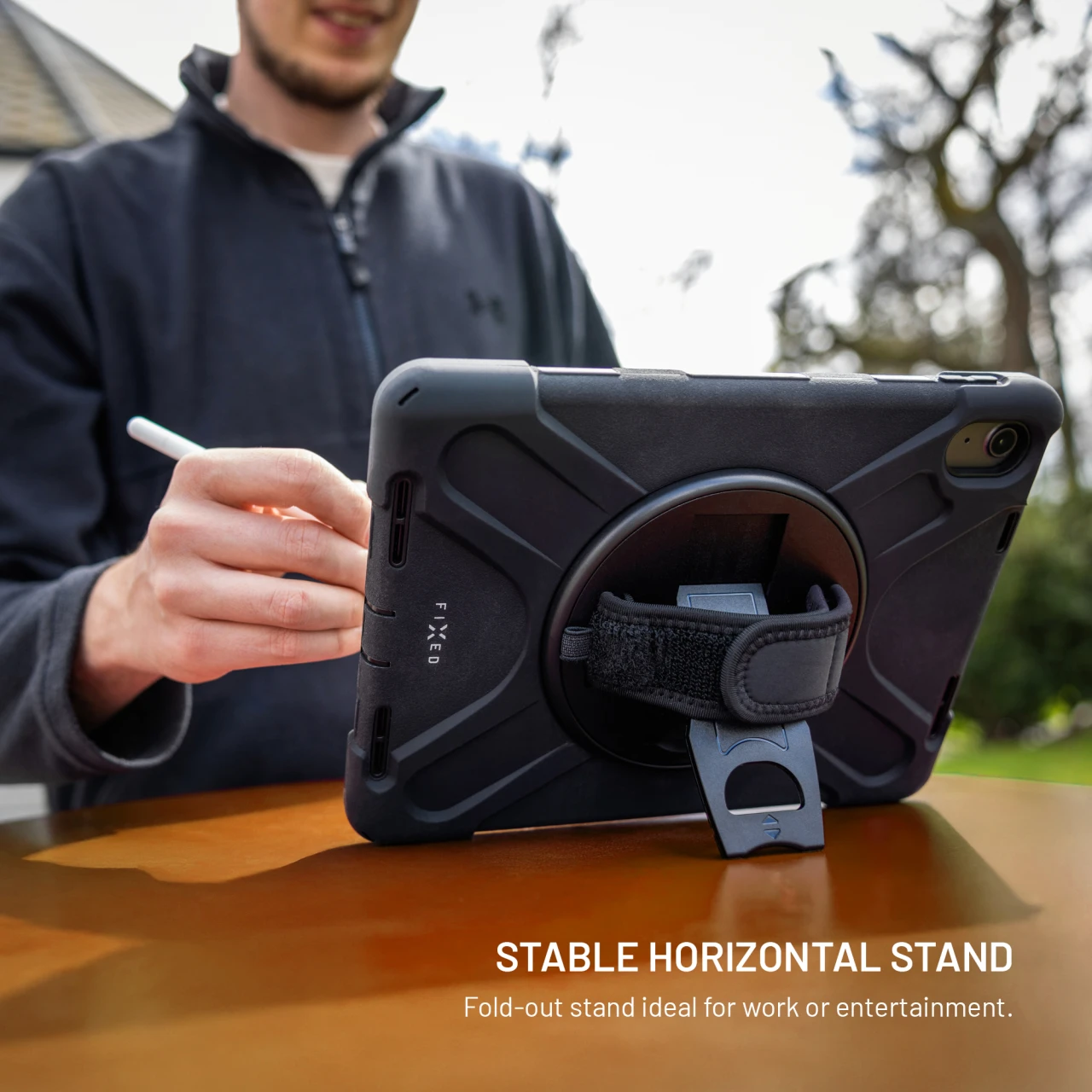 Odolné pouzdro se stojánkem FIXED Rugged Tab Case pro Samsung Galaxy Tab A11, černá