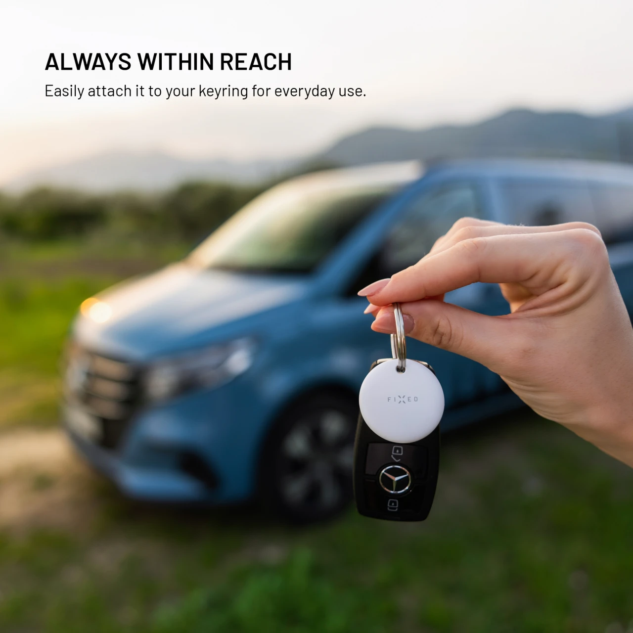 Smart tracker FIXED Tag Dual s podporou Find My a Find Hub, bílá