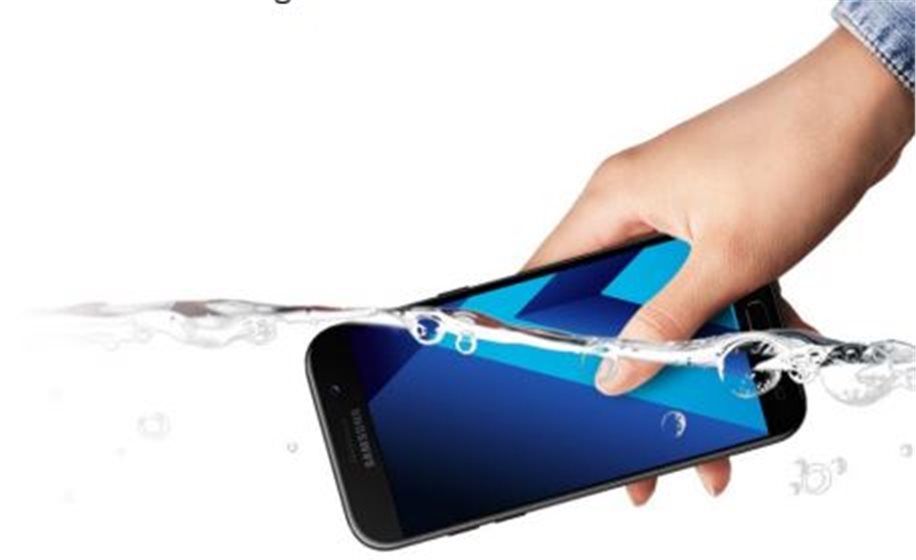 Vodotěsný telefon Samsung Galaxy A3 2017 SM-A320 (16GB) Black