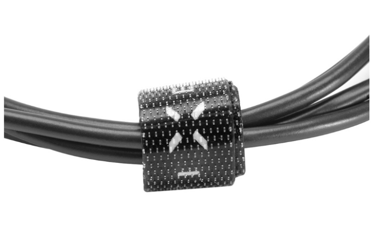 Autonabíječka FIXED + USB-C kabel, 2,4A černá